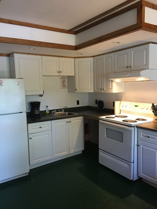 Fully equipped and updated kitchen