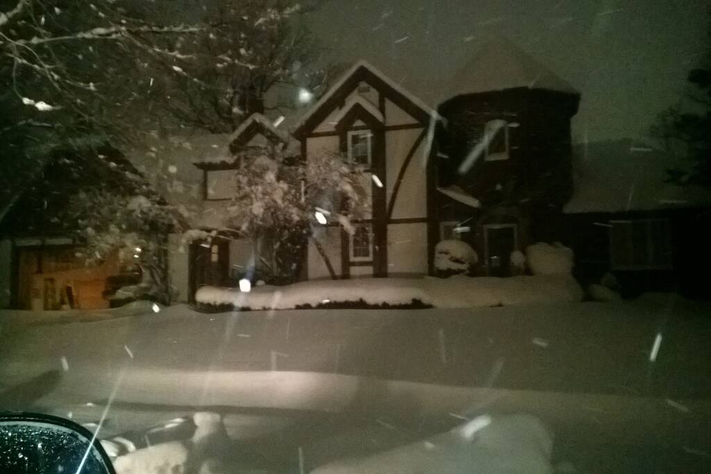 Yes, it snows here!