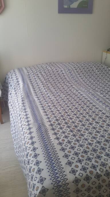 chambre avec lit 2 places