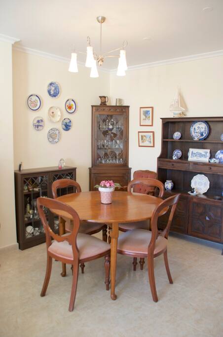 Dining zone