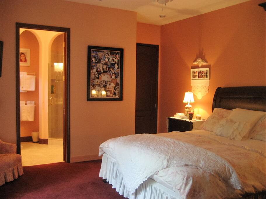 King size bed