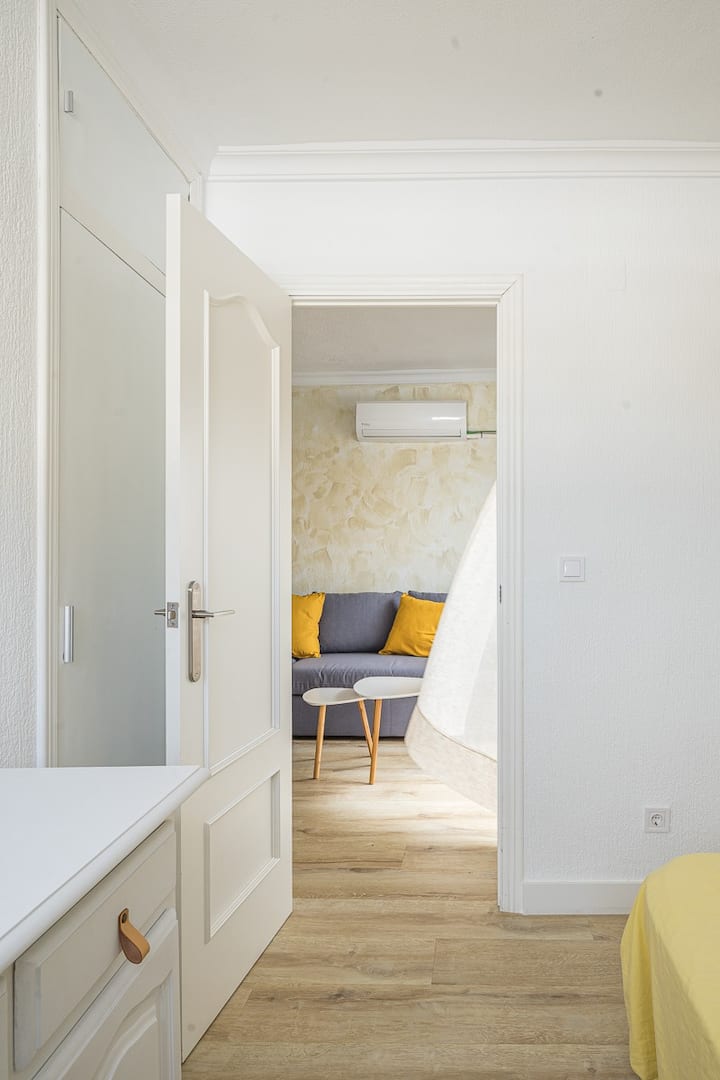 Salón desde la habitación 1