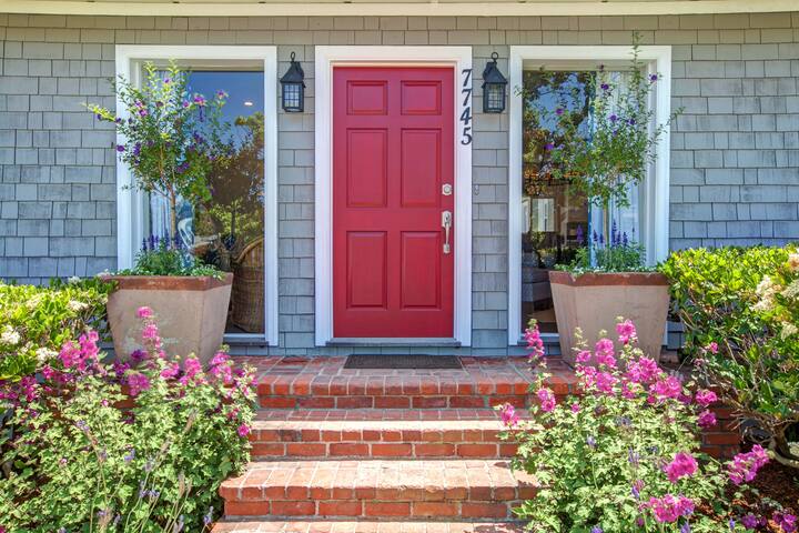 The Village Home with Sparkling Spa gallery image 3