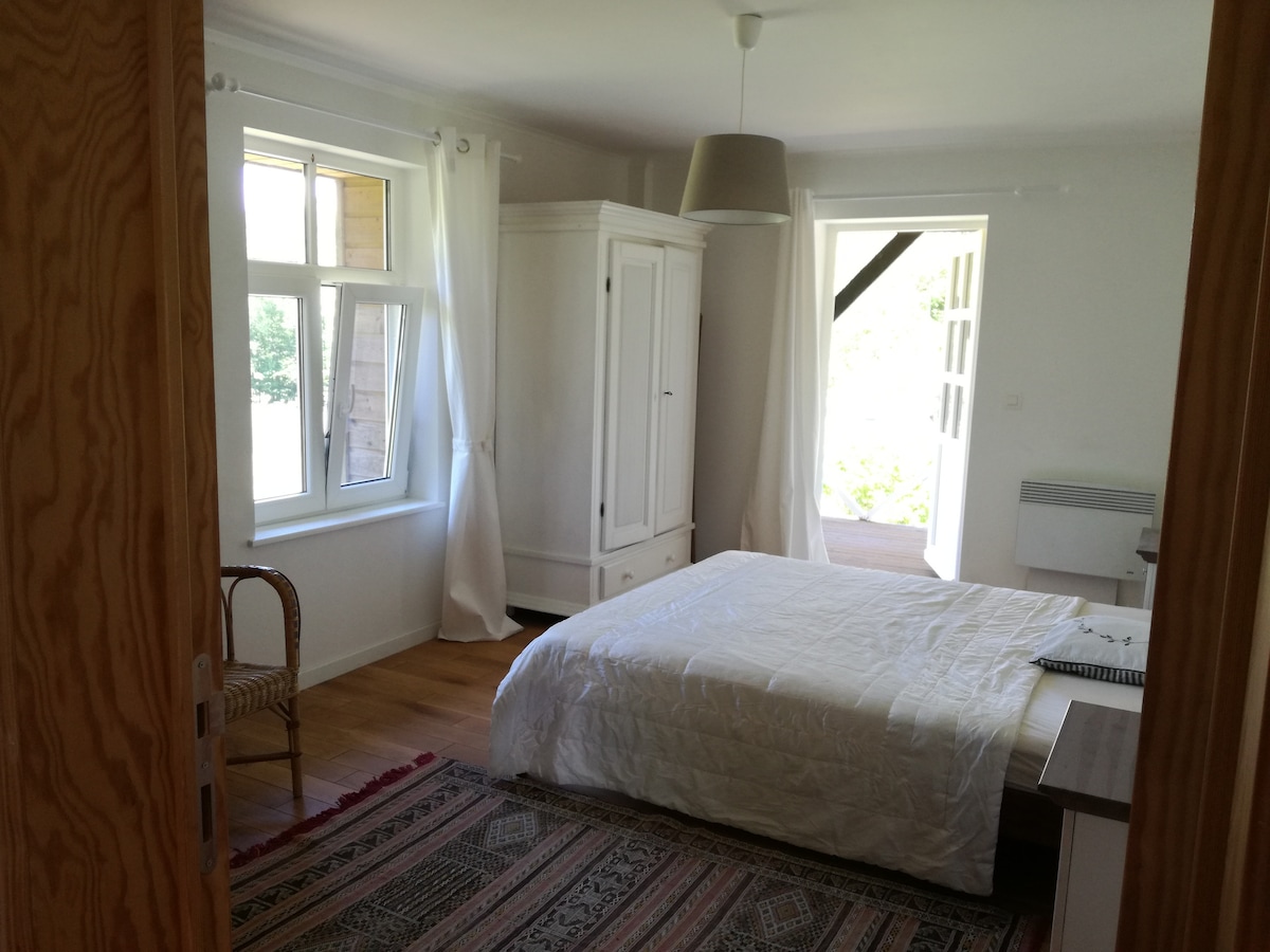 غرفة النوم 1