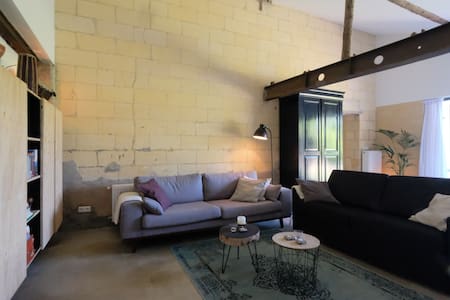 Atmospheric farmhouse, Maastricht