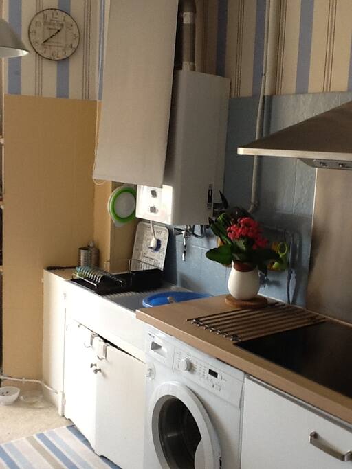 cuisine equine avec balcon