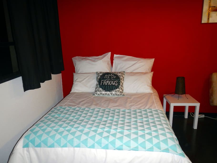 Cosy double bed with good quality linen.