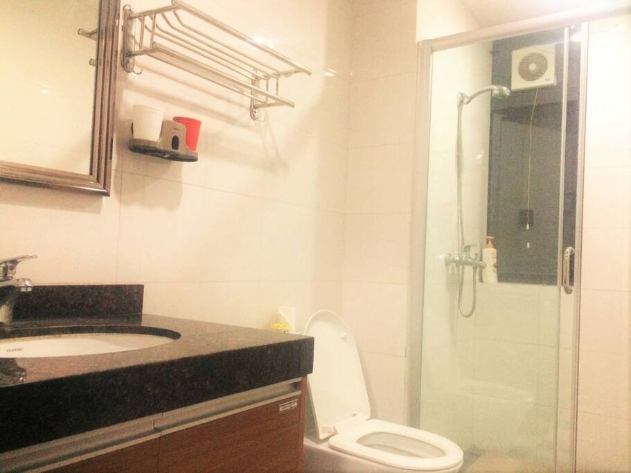 bathroom for guest rooms