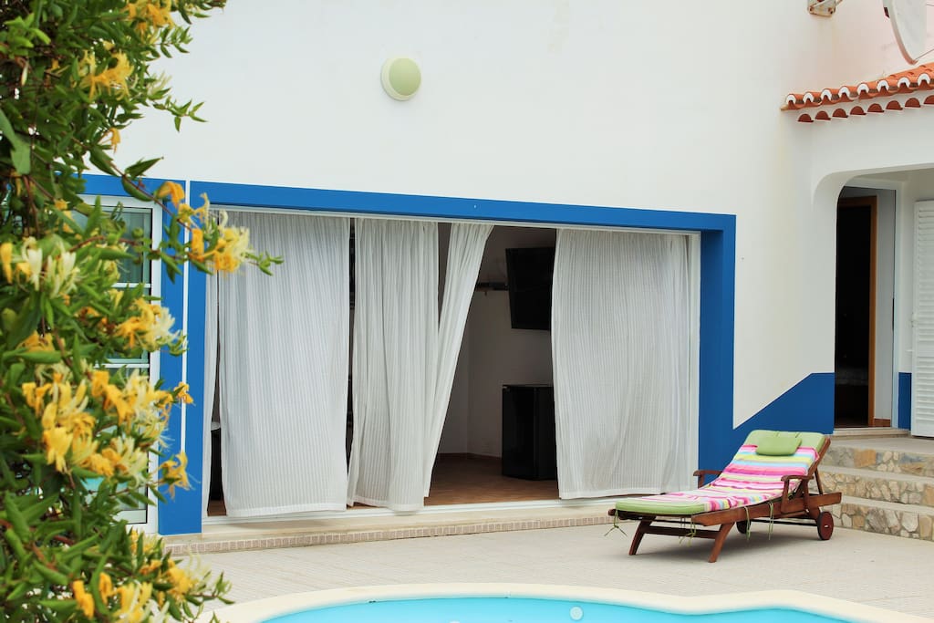 Pool house