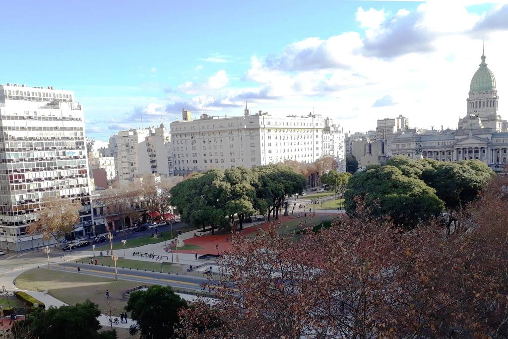 EXCELENTE UBICACION Y VISTA A PLAZA CONGRESO
