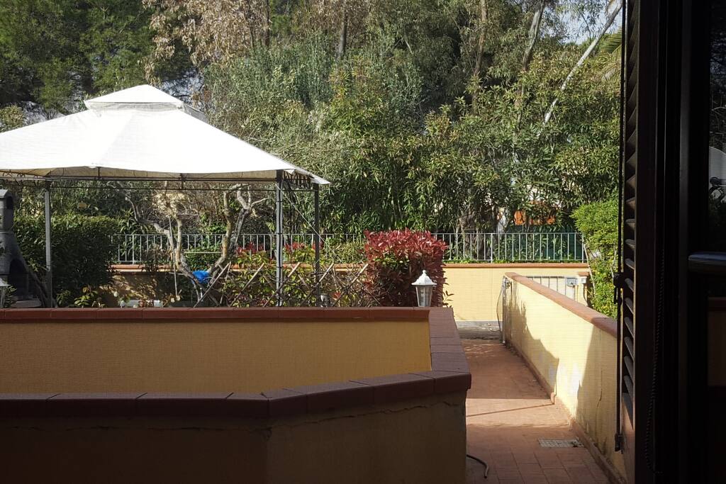 veduta dal soggiorno cucina