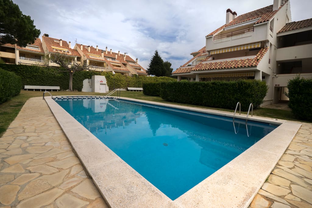 Piscina con sistema de depuración de sales Sin cloro.