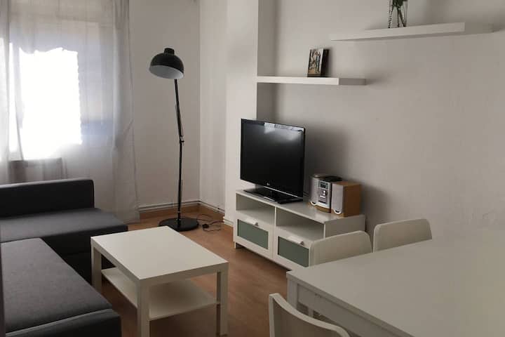 Apartamentos Turisticos Rio Gallego (Apt.huesca 2) - Huesca