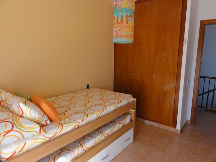 غرفة مزدوجة في الطابق العلوي