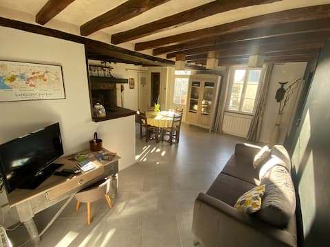 Top performing Airbnb: Cozy House, between golf and Loire by bike in Saumur