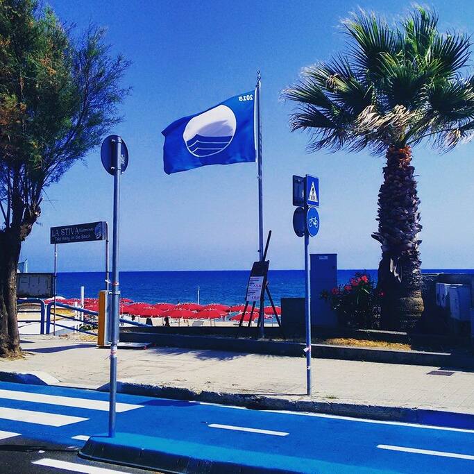 La Bandiera Blu sventola sul lungomare di Terracina anche per il 2018