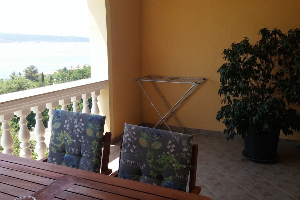 A2-balcony