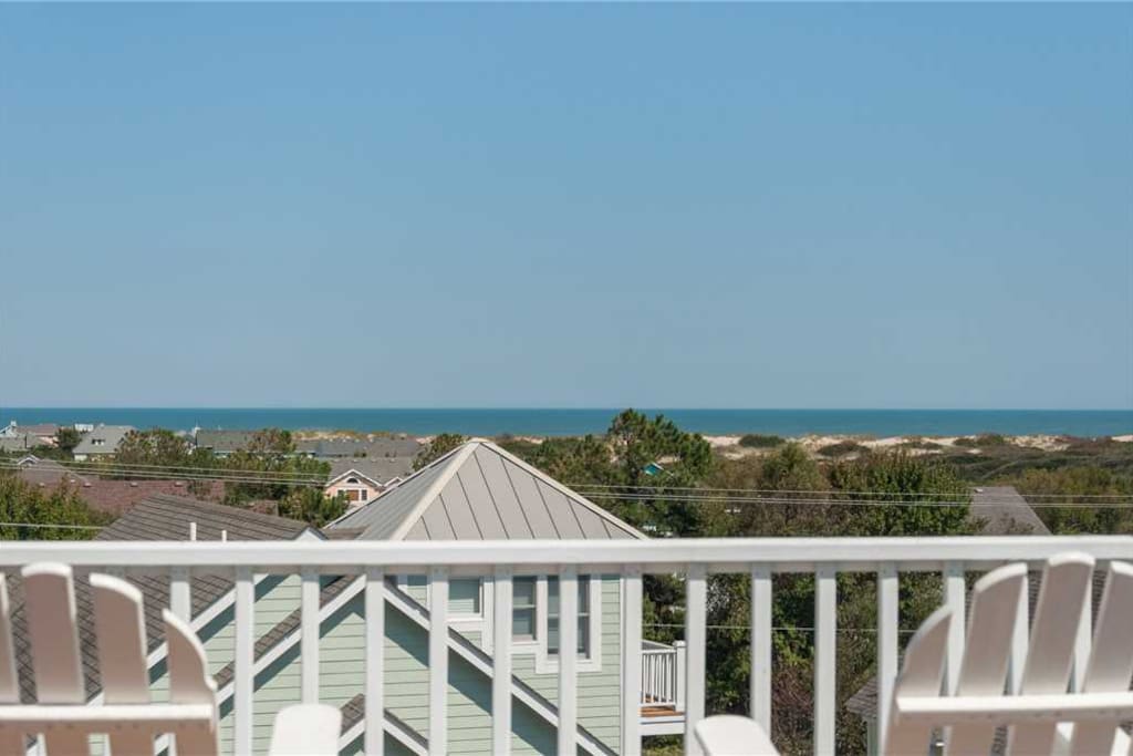 HK24: Emerald Isle | Top Level Deck View