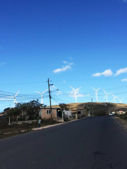Santa Ana is very accessible, it has a nice road, 25min drive from Tegucigalpa.