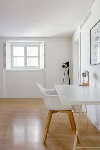 MY LX FLAT Avenida Liberdade Minimalist Flat gallery image 5