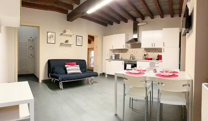 Niki O. Apartments_05 - Parma