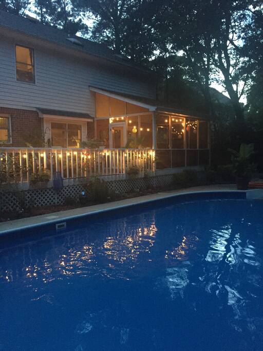 Enjoy a quiet evening in our tranquil back yard. Crickets and birds will be your company. Its very relaxing. A quick jump in the pool to cool off and then the screened in porch provides protection from no seeums and mosquitos. Pool is closed October 1