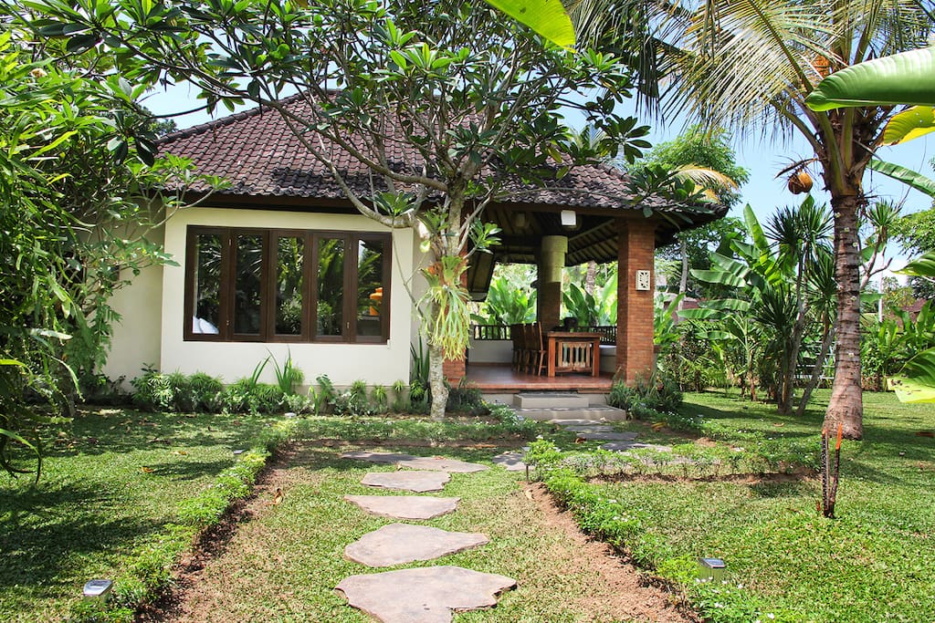Welcome to the Villa - Rumah Saya