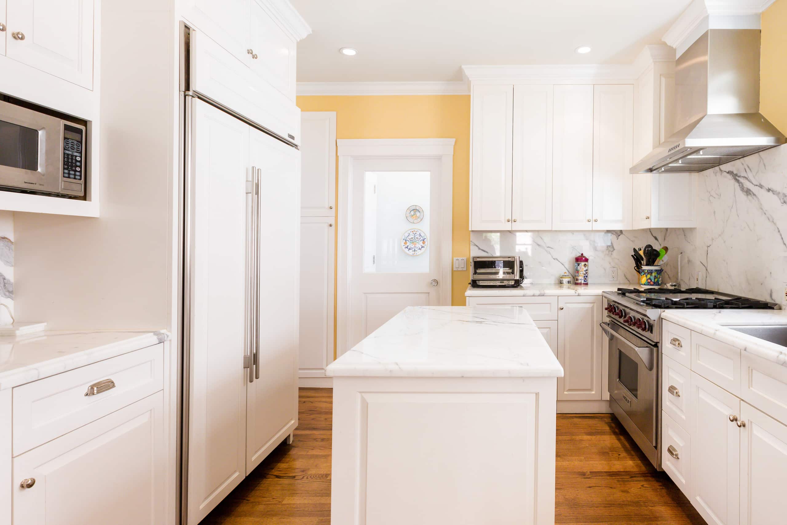Home in San Francisco · ★4.97 · 7 bedrooms · 6 beds · 4 baths - Image 14