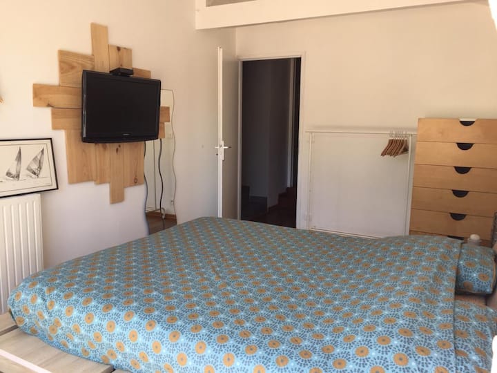 საძინებელი 4