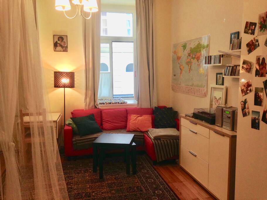 Living/bedroom