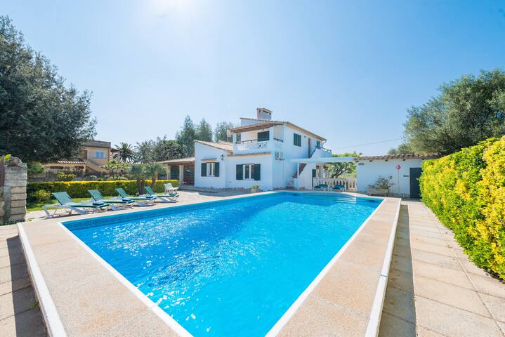 May’s Special offer! Superb villa, private pool! gallery image 2