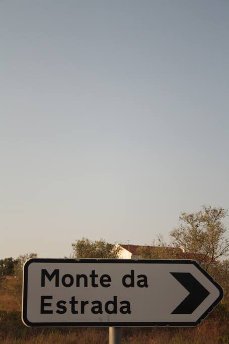 Welcome to our Monte da Estrada // Bem-vindo ao Monte da Estrada
