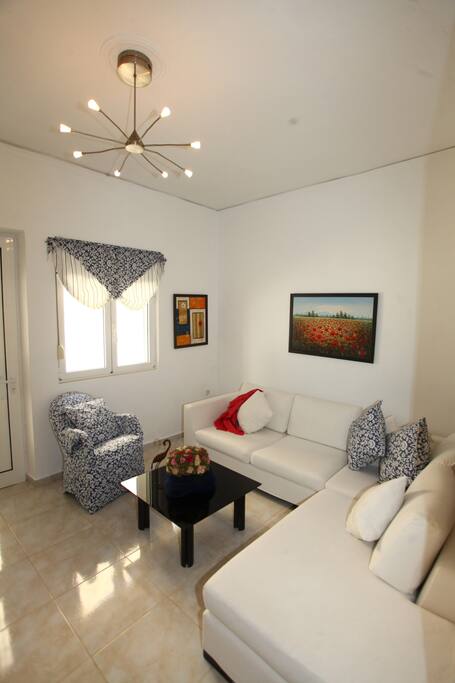 Iliana's House - Living Room Area