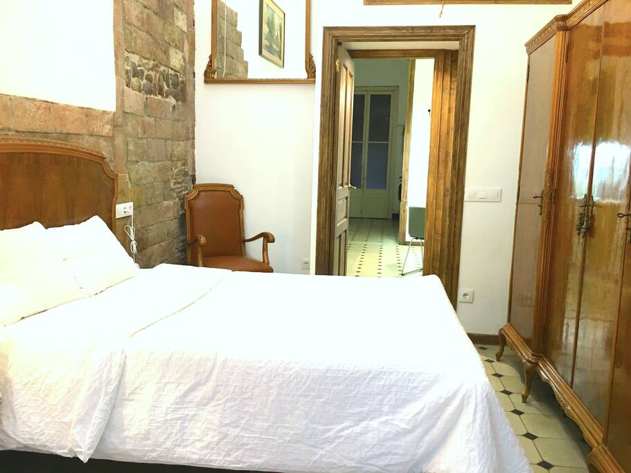 Double bedroom/Спальня