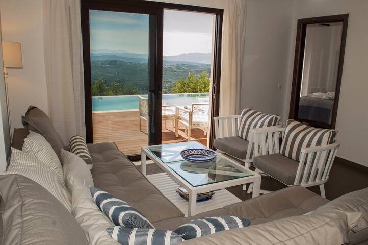 BBQ+Outdoor Kitchen*Taverna at 1km* Sea View*Wifi gallery image 3