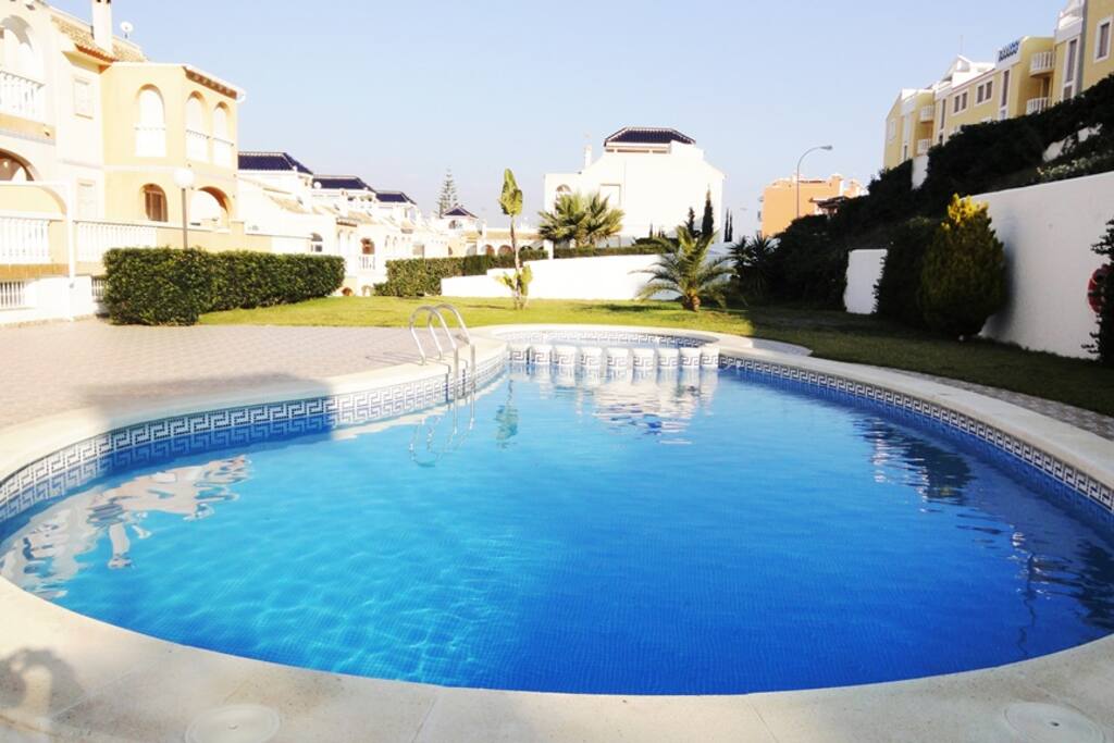 comunal pool