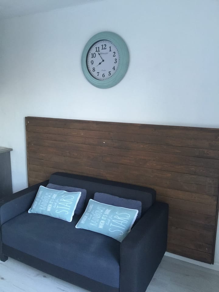 салон за монерки
