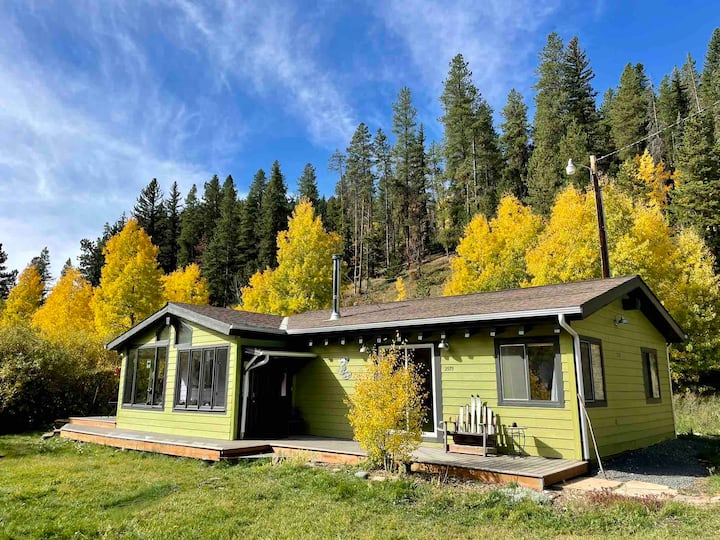 Haven Valley * Sauna, Stream & Stars * Cabins for Rent in Black Hawk, Colorado, United States