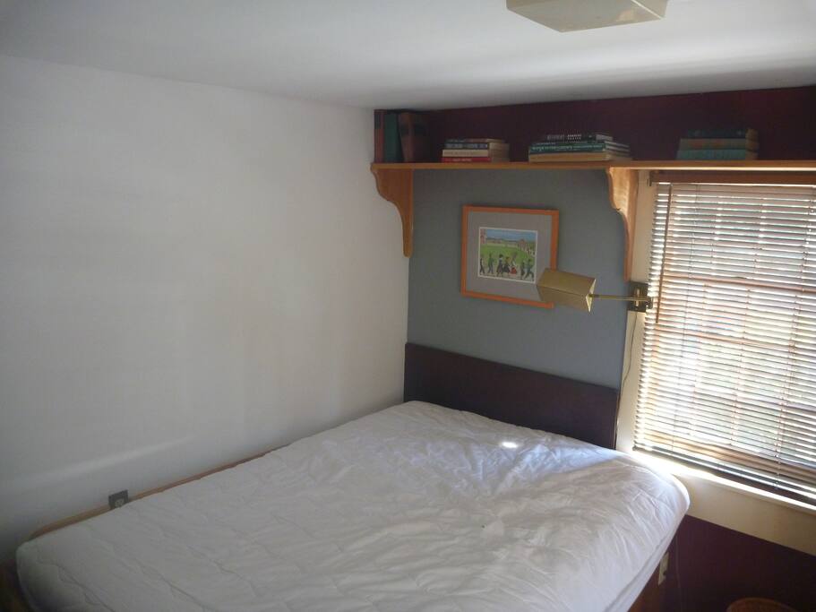 Double bedroom - views down to harbor