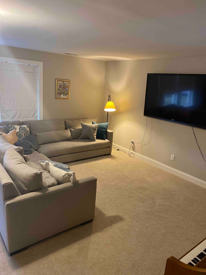 Charming Loft Apartment - Franklin, TN