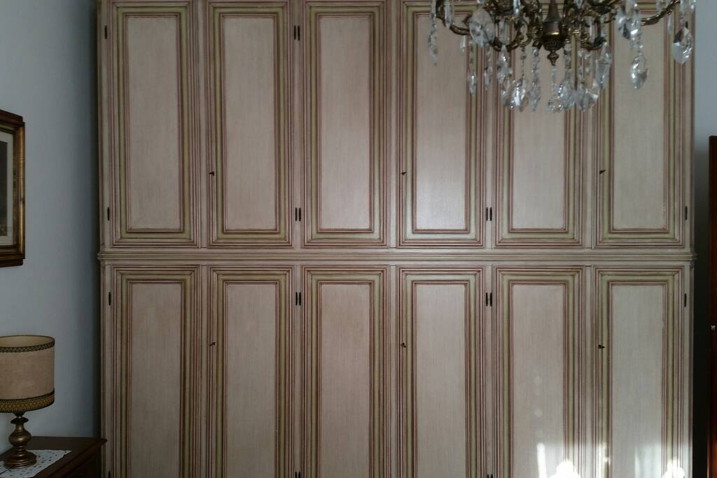 Camera matrimoniale in stile fiorentino 1 - Climatizzata.
Double room in a Florentine style 1 - Air-conditioned.