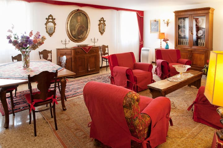 Ca’ Lezze, in the heart of Venice