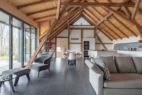 Vine house loft in the vineyards with large terrace