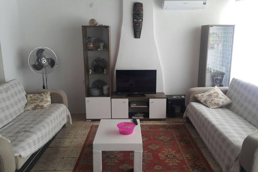 Salon.