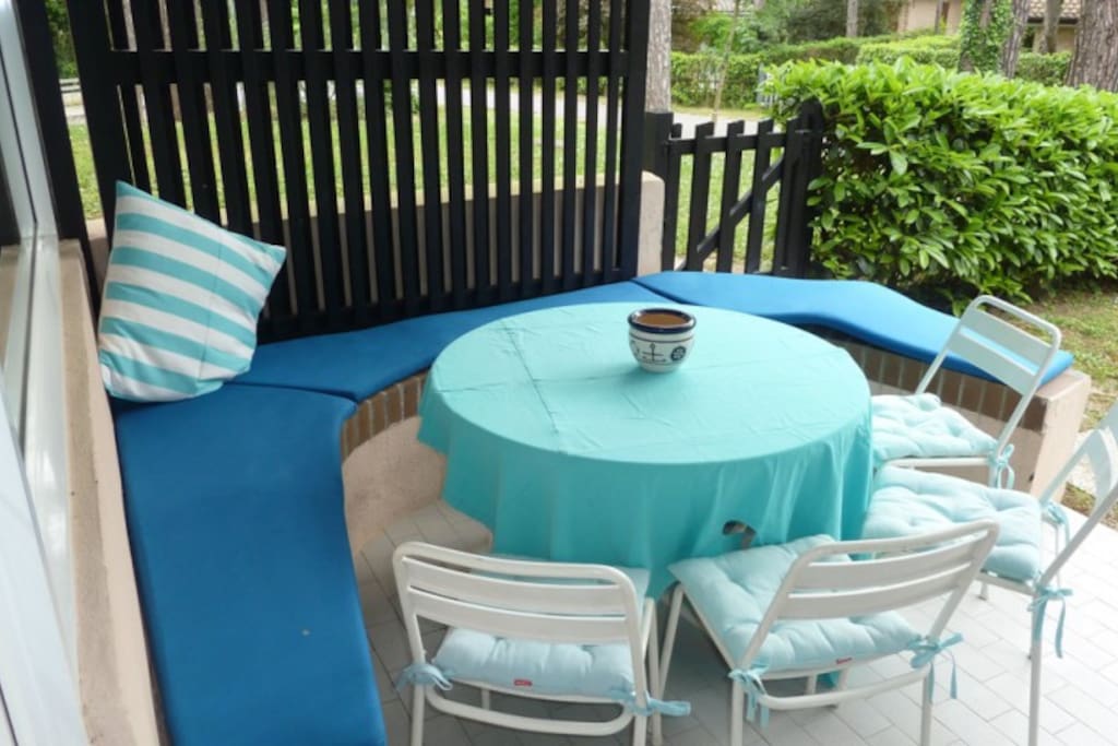 Patio attrezzato | Pxterior furnished patio