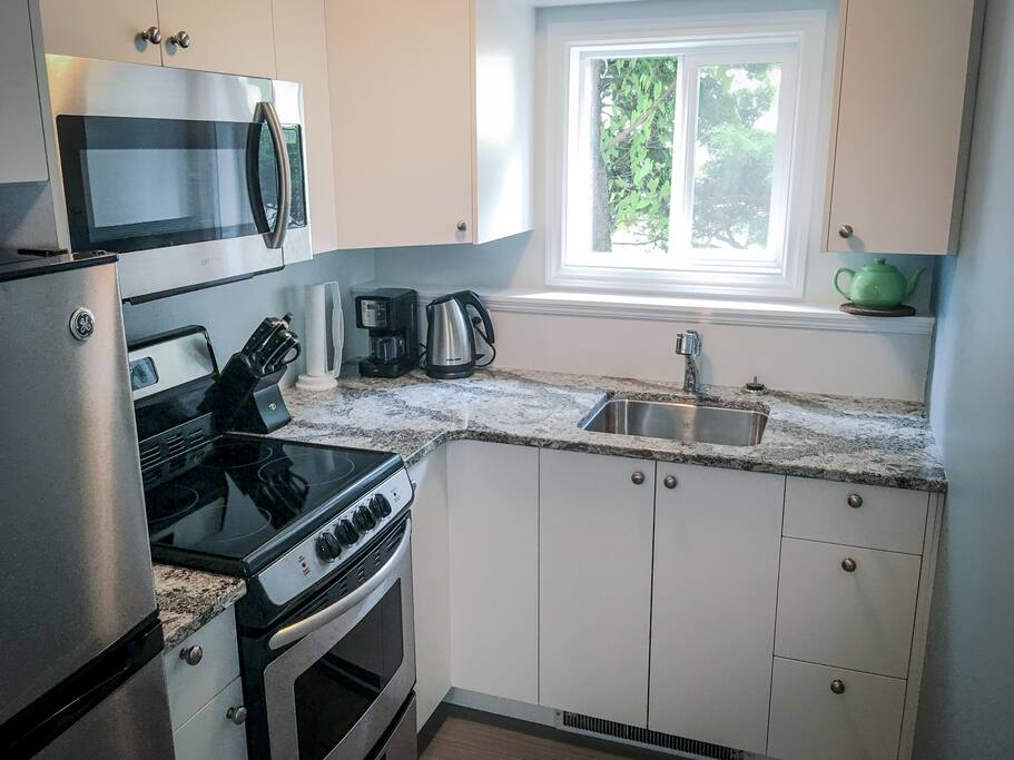 The kitchen is fully equipped with everything you need to cook all your meals. There is a supermarket less than a 10 minute walk away and a corner store two blocks from the suite.