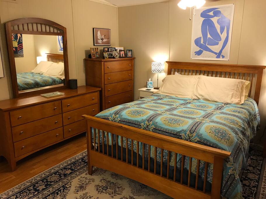 Queen bed; new comfortable mattress