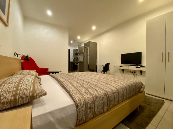 Studio Apartment, East Legon - The Gallery - Accra