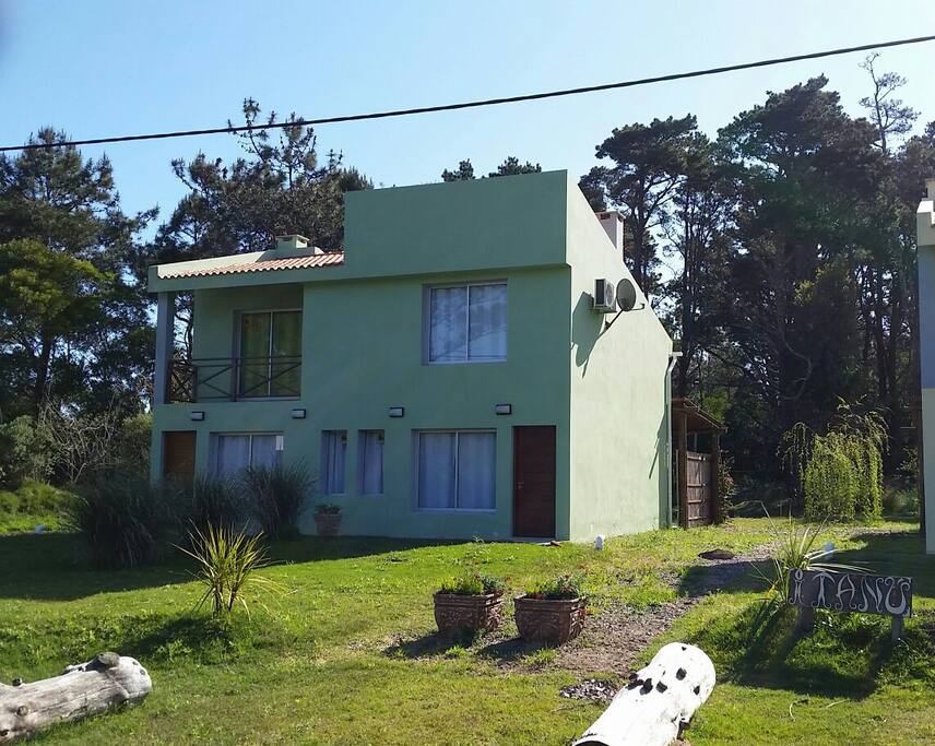2 casas para 4 y 6 personas.