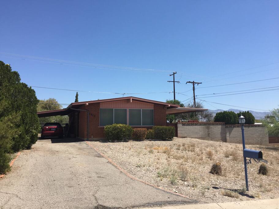 Front view of home
